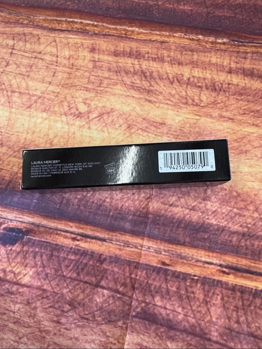 laura mercier Sunstone Tinted Moisturizer Bronzer – Warm Brown